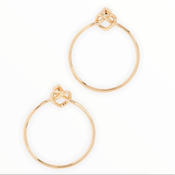 ❤️ Kate Spade Love Me Knot 14k Gold Plate Heart Hoop Earrings - NWT - Picture 4 of 13